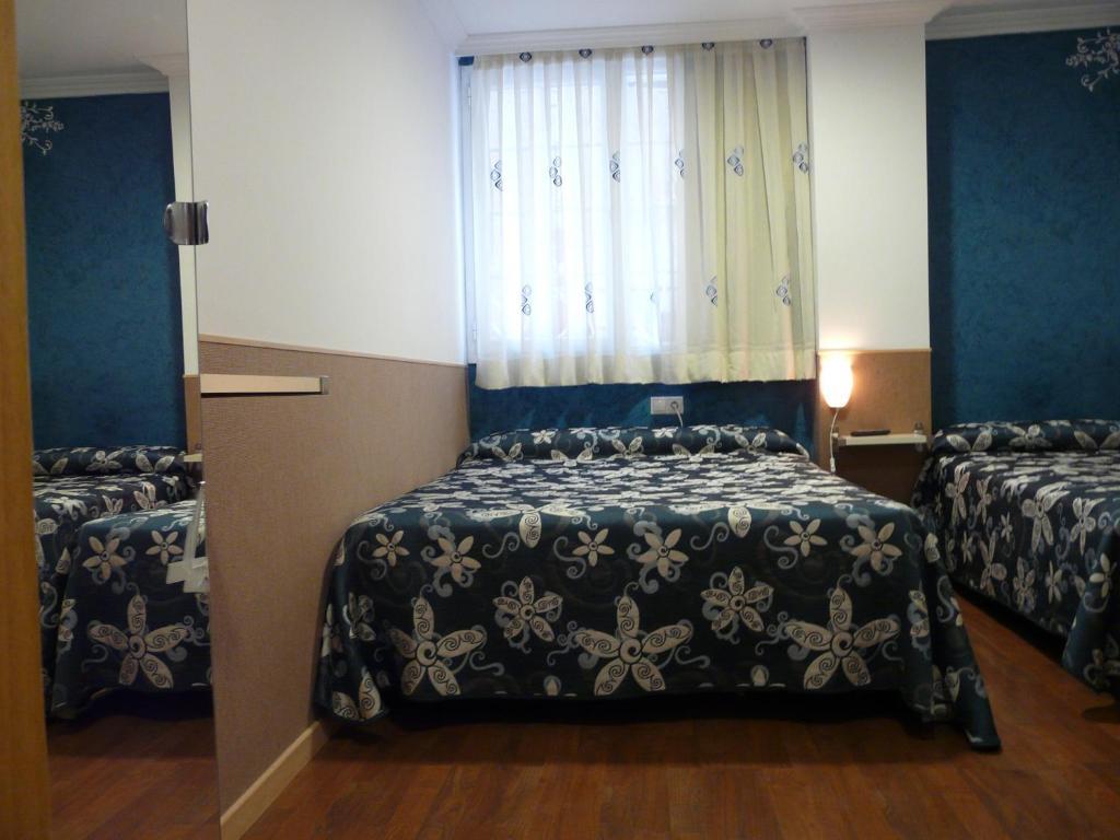 Hostal Gaudi Cuenca Cuenca  Ruang foto