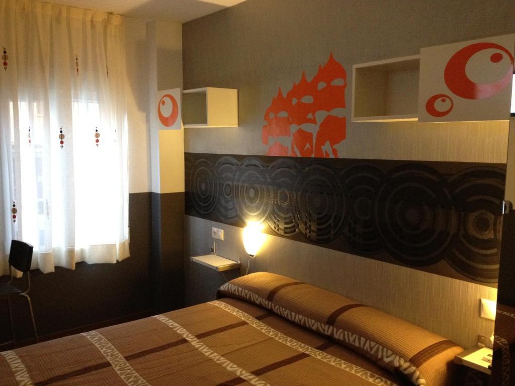 Hostal Gaudi Cuenca Cuenca  Ruang foto