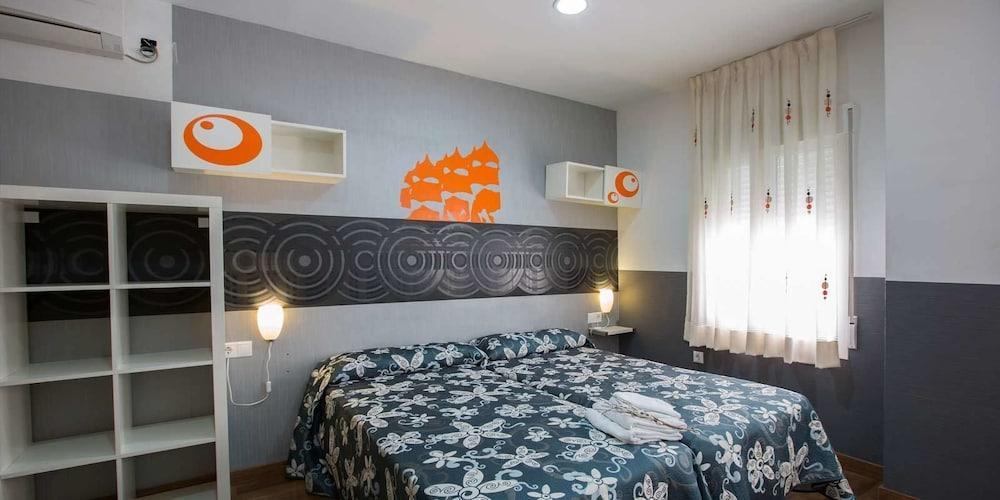 Hostal Gaudi Cuenca Cuenca  Bagian luar foto